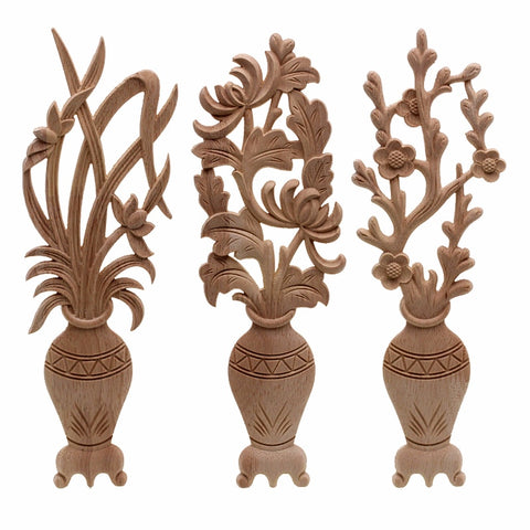 Wooden carved decoration piece